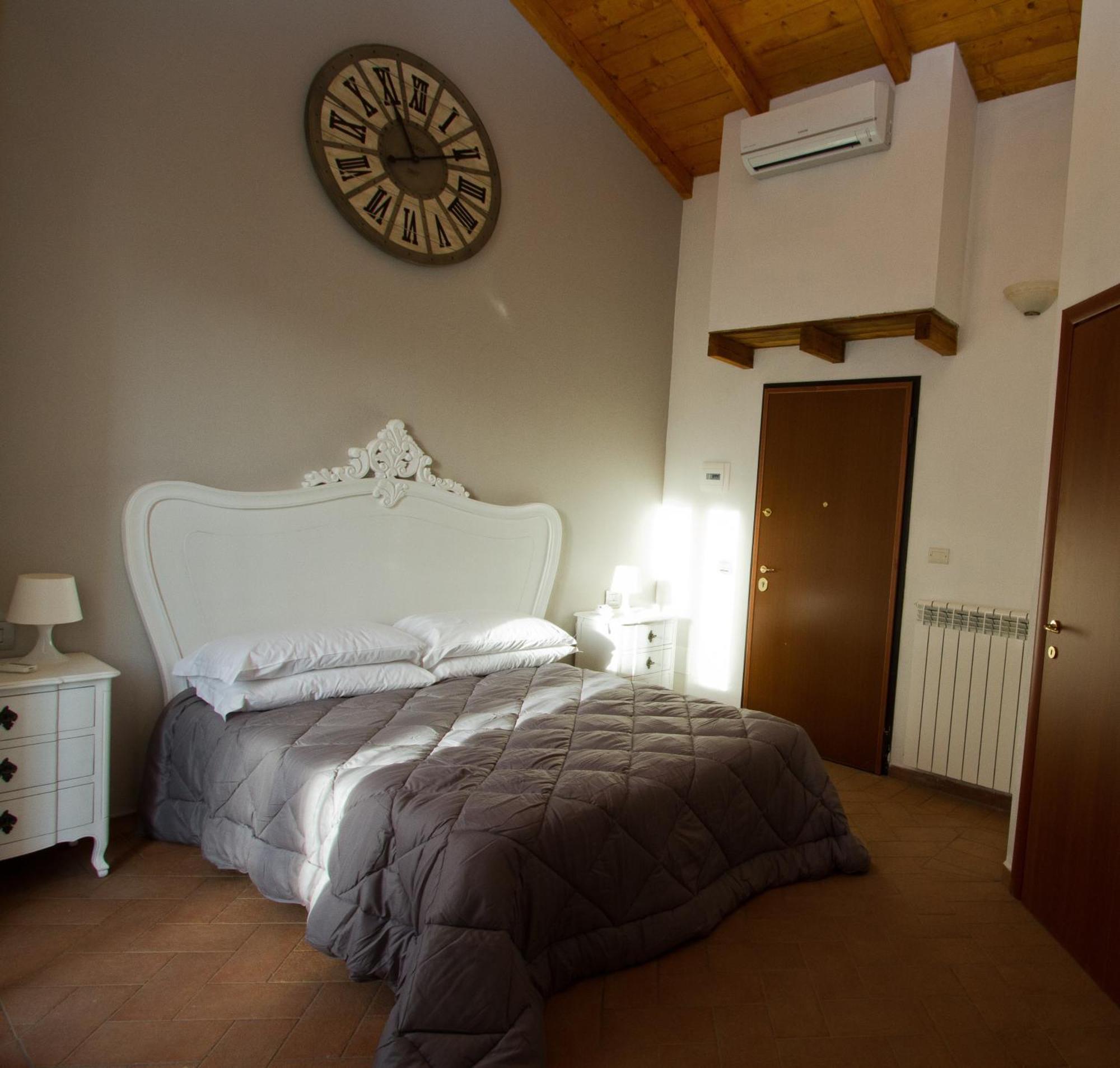 Il Casale Del Giglio Bed & Breakfast Santo Stefano di Magra Exterior photo